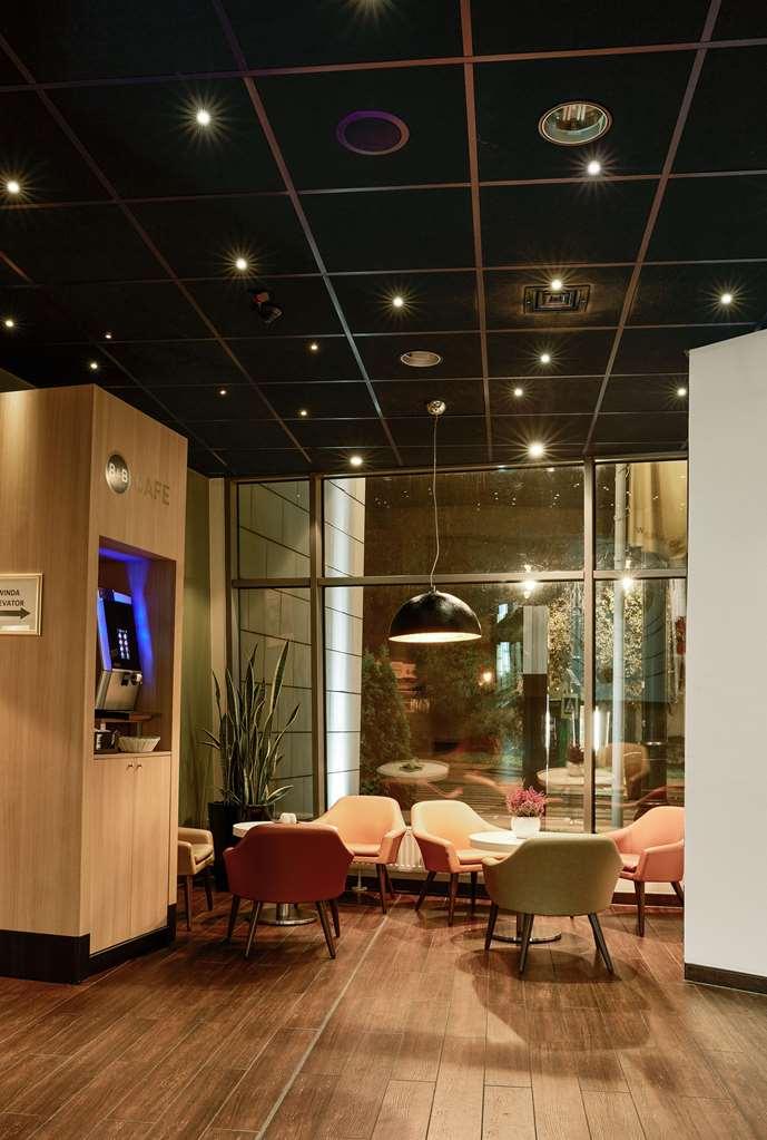 B&B Hotel Toruń Restaurant foto